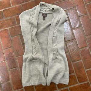 Fenn Wright Manson Cable Cardigan Vest